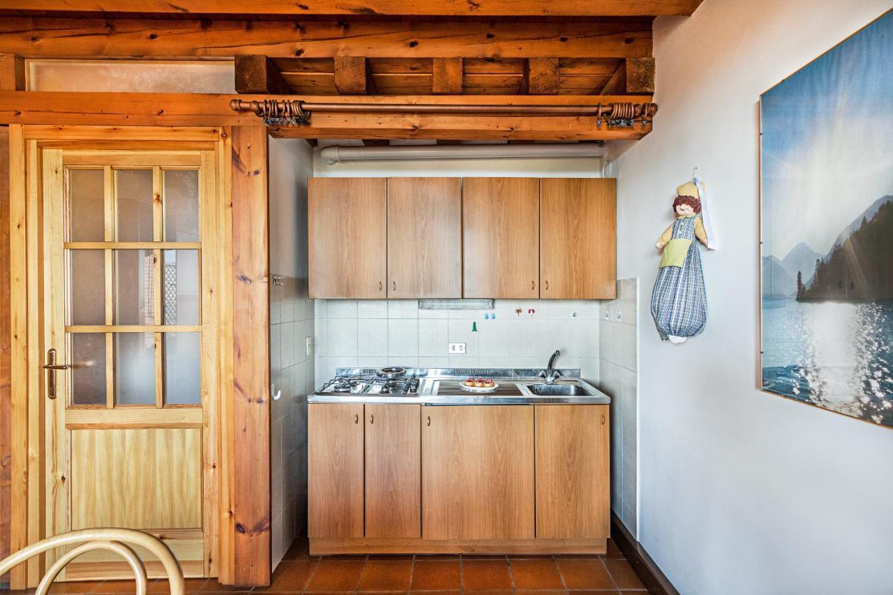 Residence Moniga Porto 1-08 By Wonderful Italy Moniga del Garda Bagian luar foto