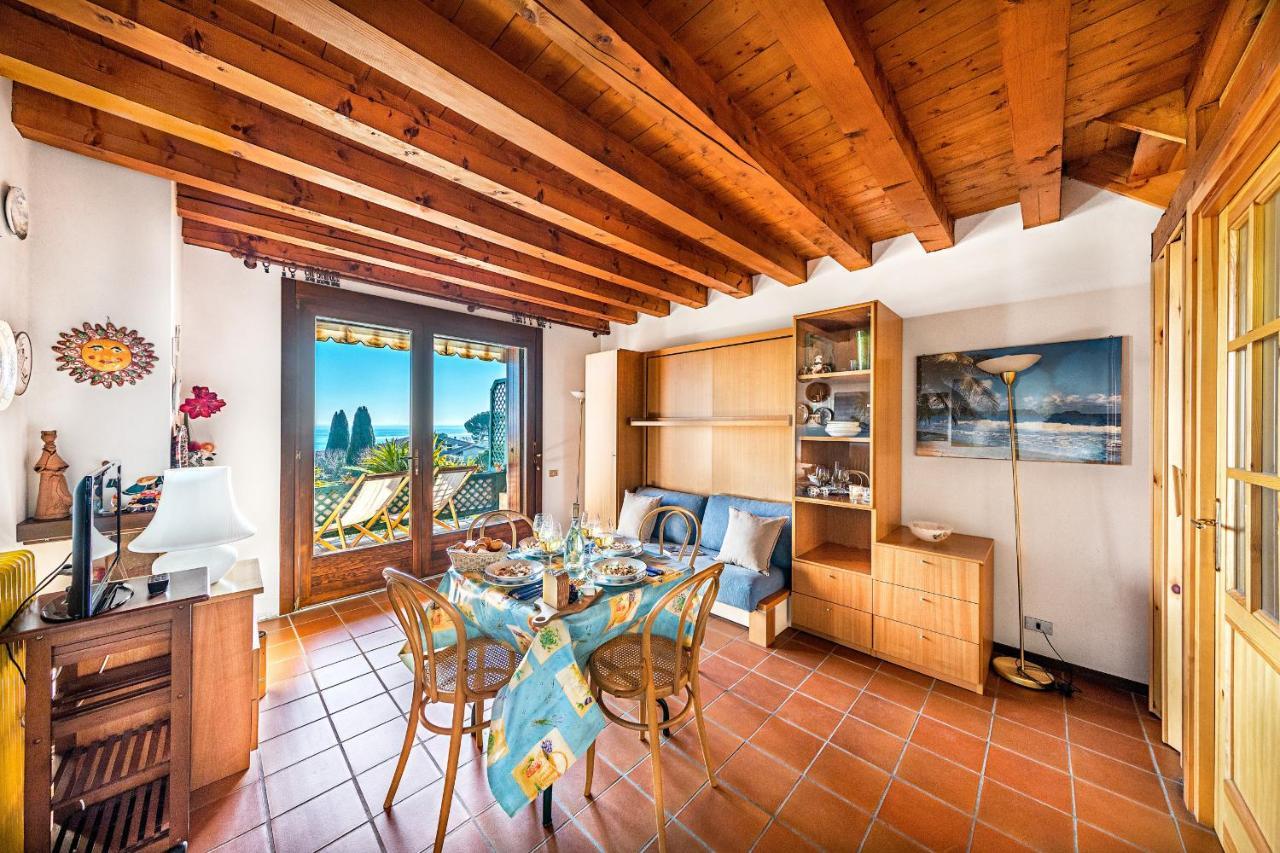 Residence Moniga Porto 1-08 By Wonderful Italy Moniga del Garda Bagian luar foto